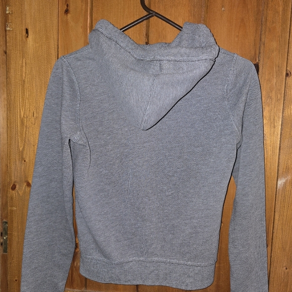 Hollister Gray Women's Hoodie - Picture 4 of 6